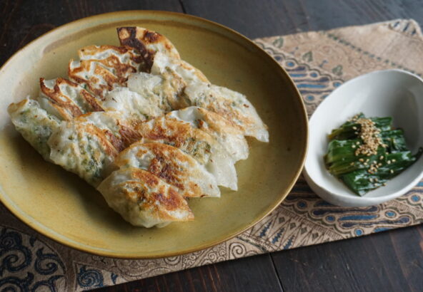 行者ニンニクの餃子と醤油漬け