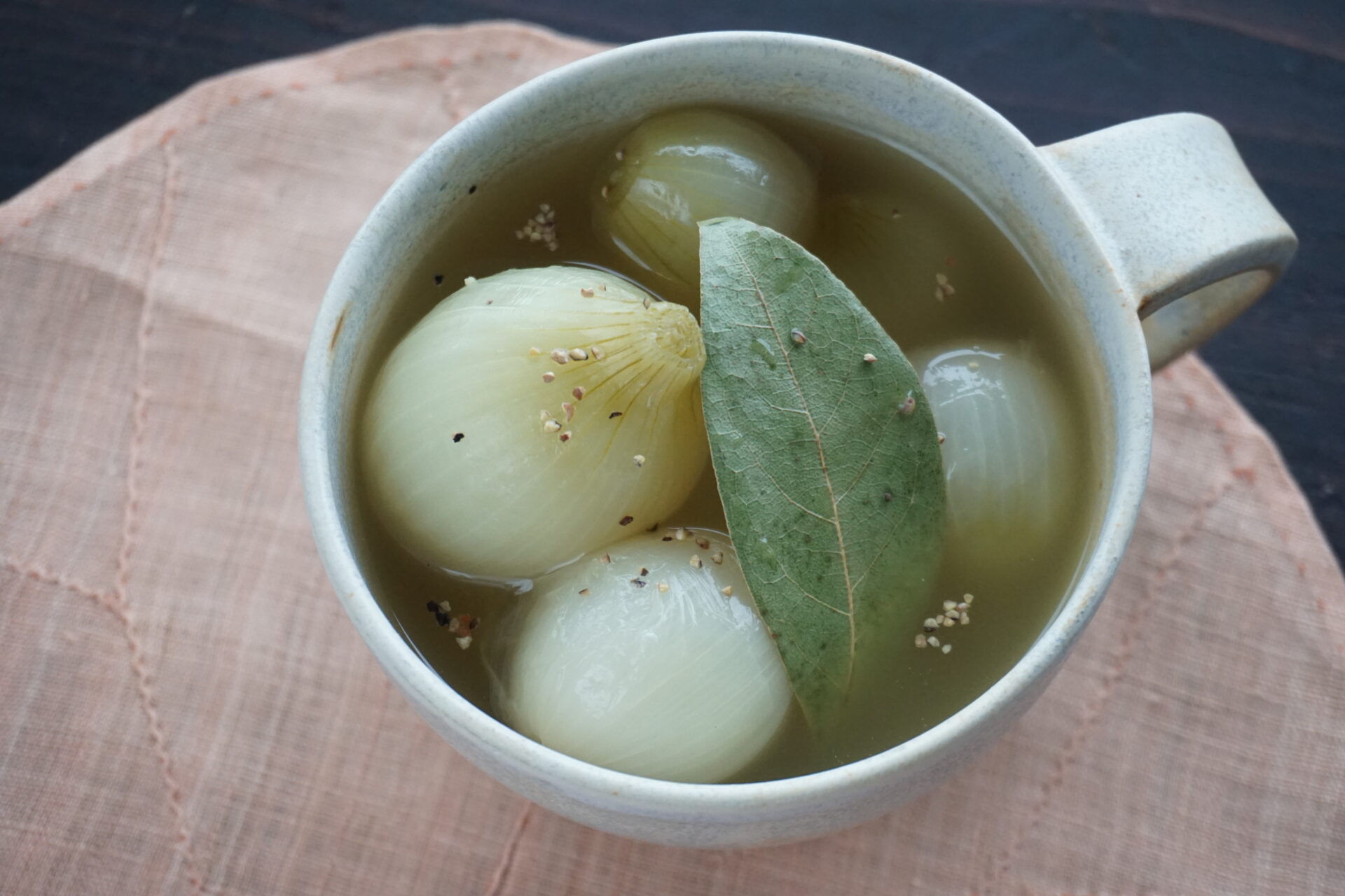 ちび玉ねぎのスープ