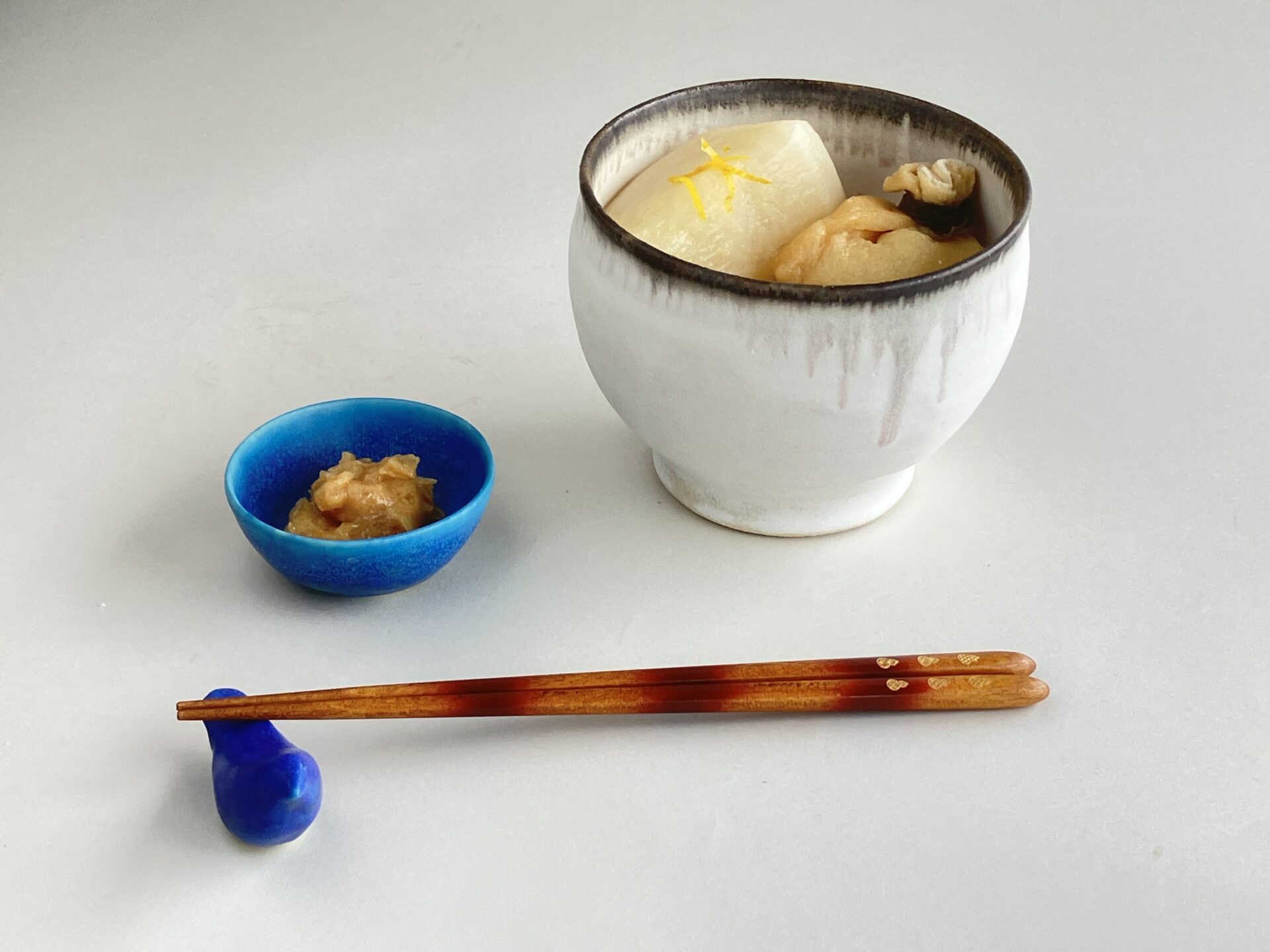 まる大根と餅巾着