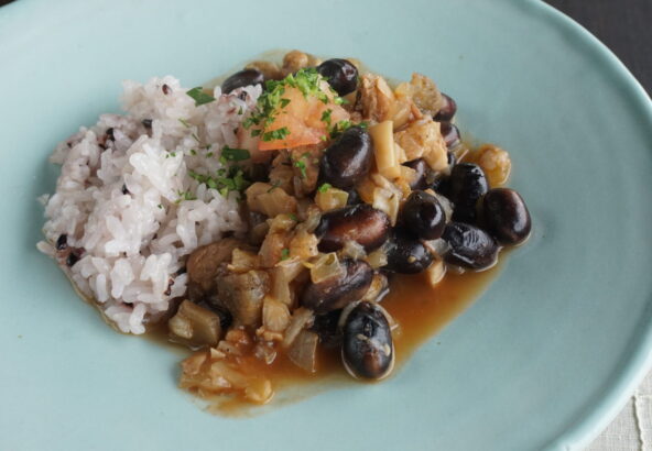 黒豆でフェイジョアーダ