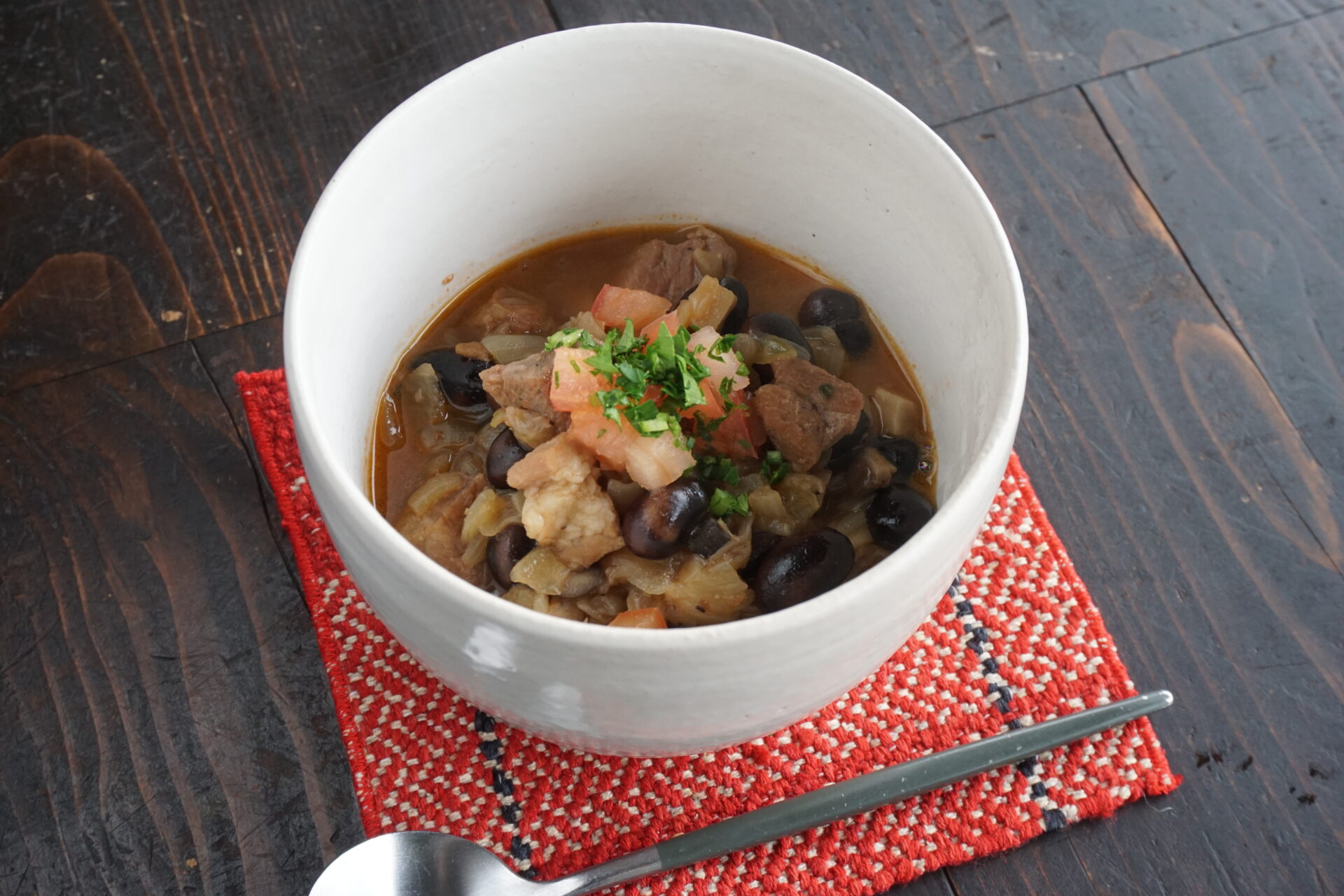 黒豆でフェイジョアーダ