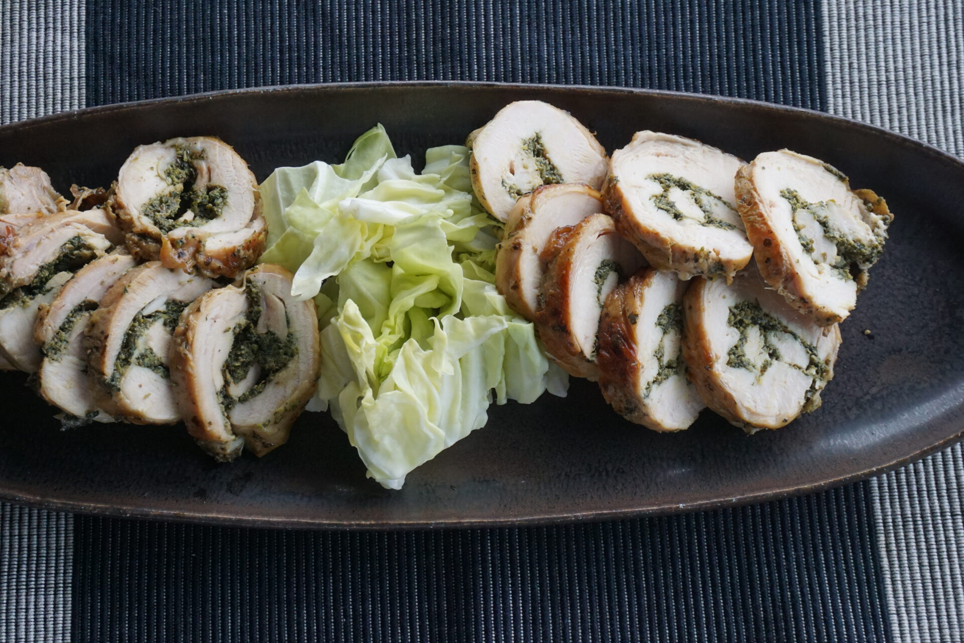 鶏肉のグリーンペーストロール